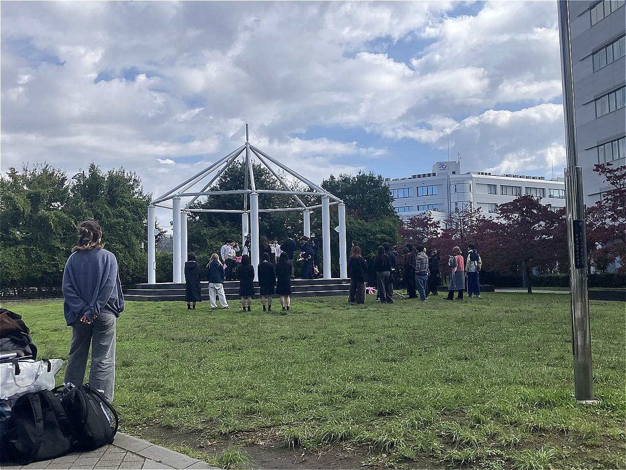 MV「ヒーローインタビュー」